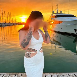 Adele Love Darwin | Darwin’s Most Seductive Escort
