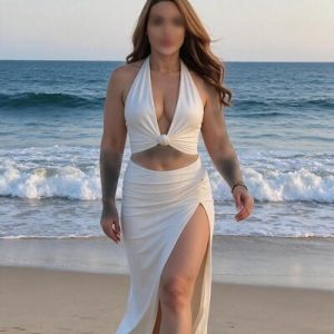 Adele Love | An Enchanting Mistress