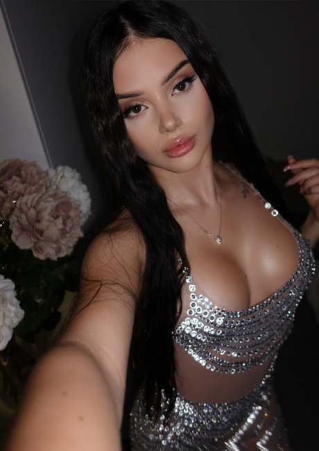 indian escort girls in Ajman ( • )( • )+971569636398( .O552522994 Y . ),994  Ajman escort girls agency