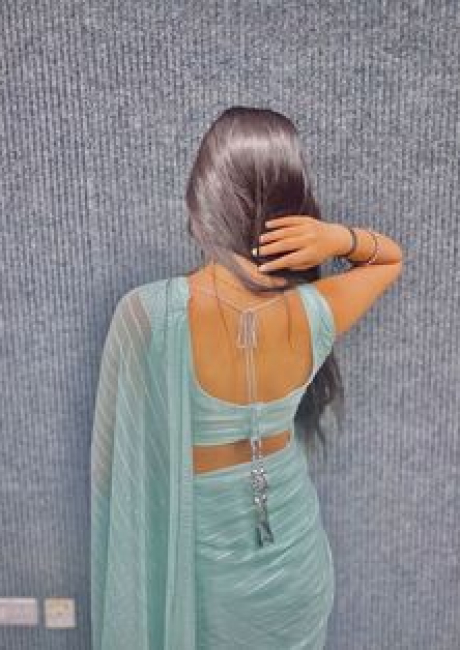 Call Girls in Sectors 73 Noida Personals Escorts 9899001462