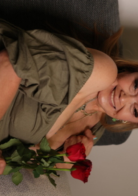Kinky Nora | Eurasian Beauty | 0431 963 229