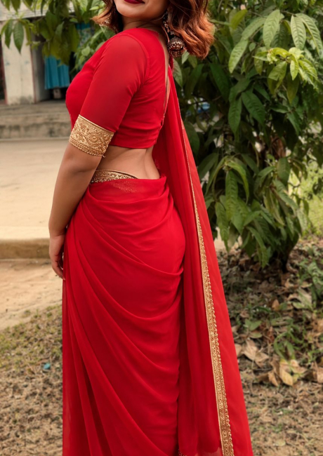 Call Girls In Munirka Delhi | +91–7428890977 | Escorts Service