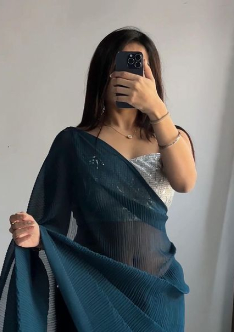 Call Girls in Sectors 134 Noida Personals Escorts 9899001462