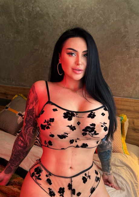 Call Girls In Delhi Saket 8447389422 Female Escort Services ✔️