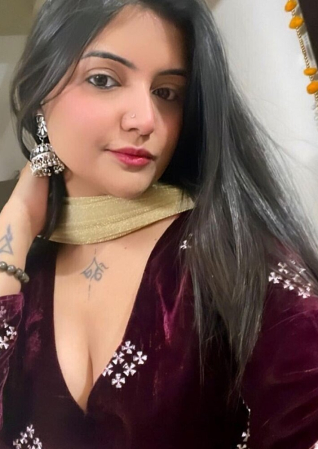 Call girls New Ashok Nagar 9643097474 escorts service delhi ncr
