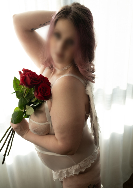 Addy Doll | Curvaceous Sex Kitten | 0432 222 946