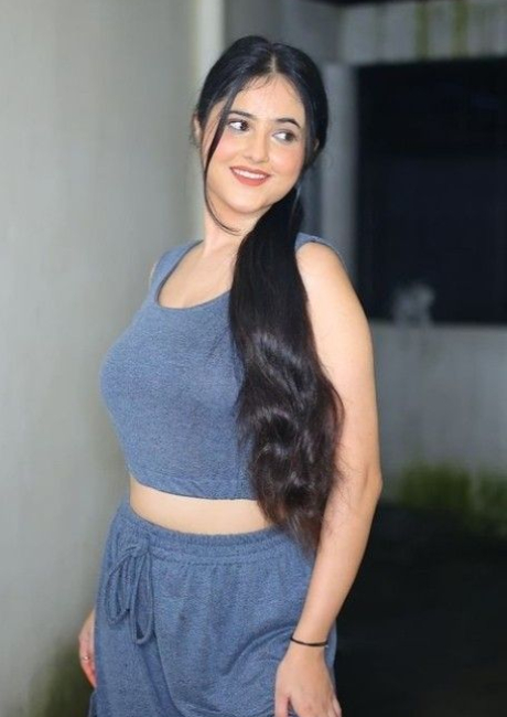 Call Us 9643097474 Call Girls In Dwarka Mor Delhi