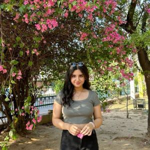 Call Girls In Siraspur 9711014705 Escort Service