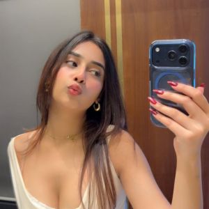 Call Girls In Siraspur 9711014705 Escort Service