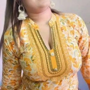 Call Girls IN GK 1/2, Delhi 9958018831