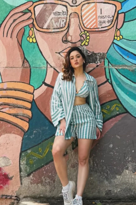 Call Girls In Mustafabad 9711014705 Escort Service