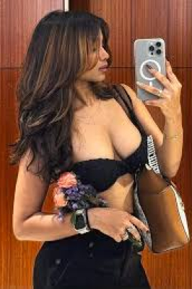 Full Enjoy Call Girls In Karol Bagh (Delhi) 8800256022 Premium Escort Service✔️